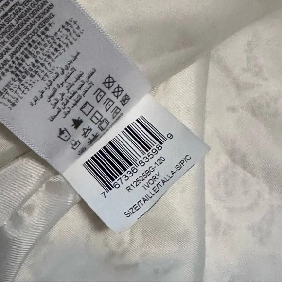 Ivory Lace Trench Coat - Picture 5 of 6